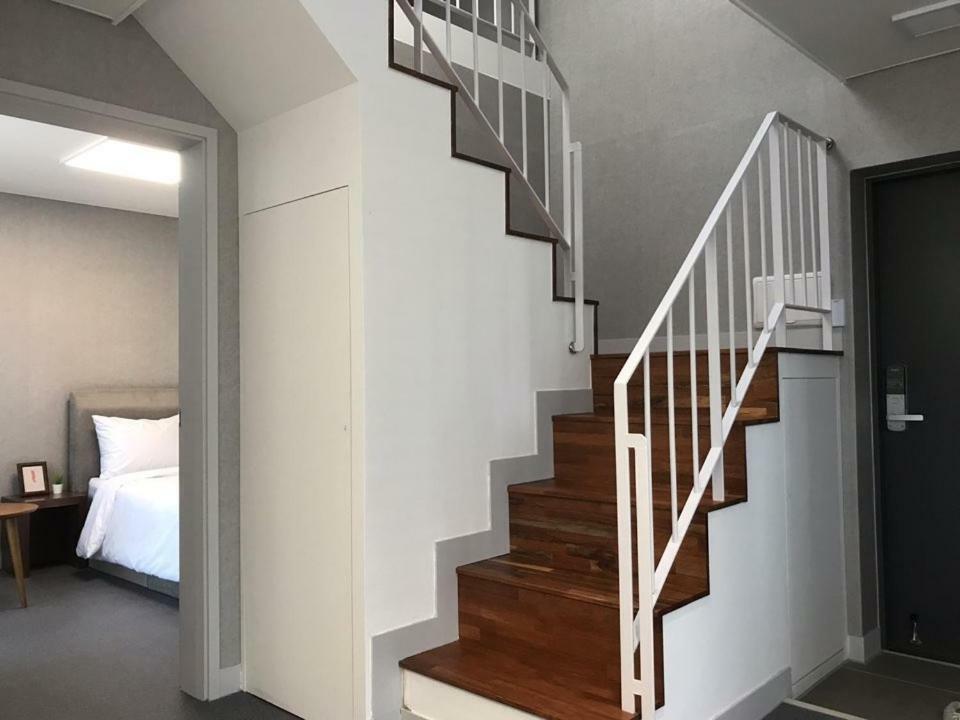 Hotel Sm Incheon Airport Екстер'єр фото