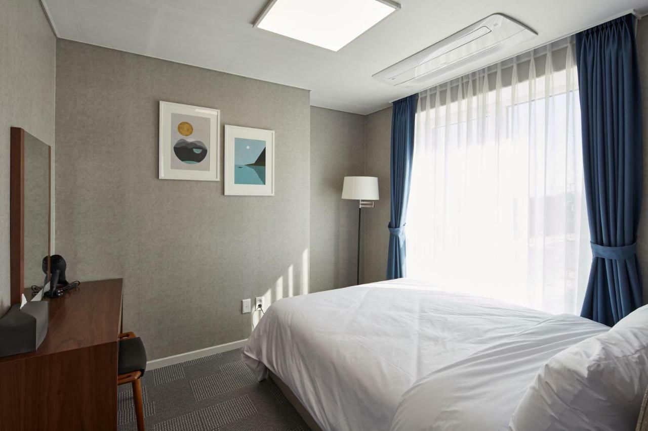 Hotel Sm Incheon Airport Екстер'єр фото